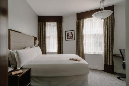 Habitación Estándar - Adaptada para personas con movilidad reducida del hotel Club Quarters , Trafalgar Square. Foto 7