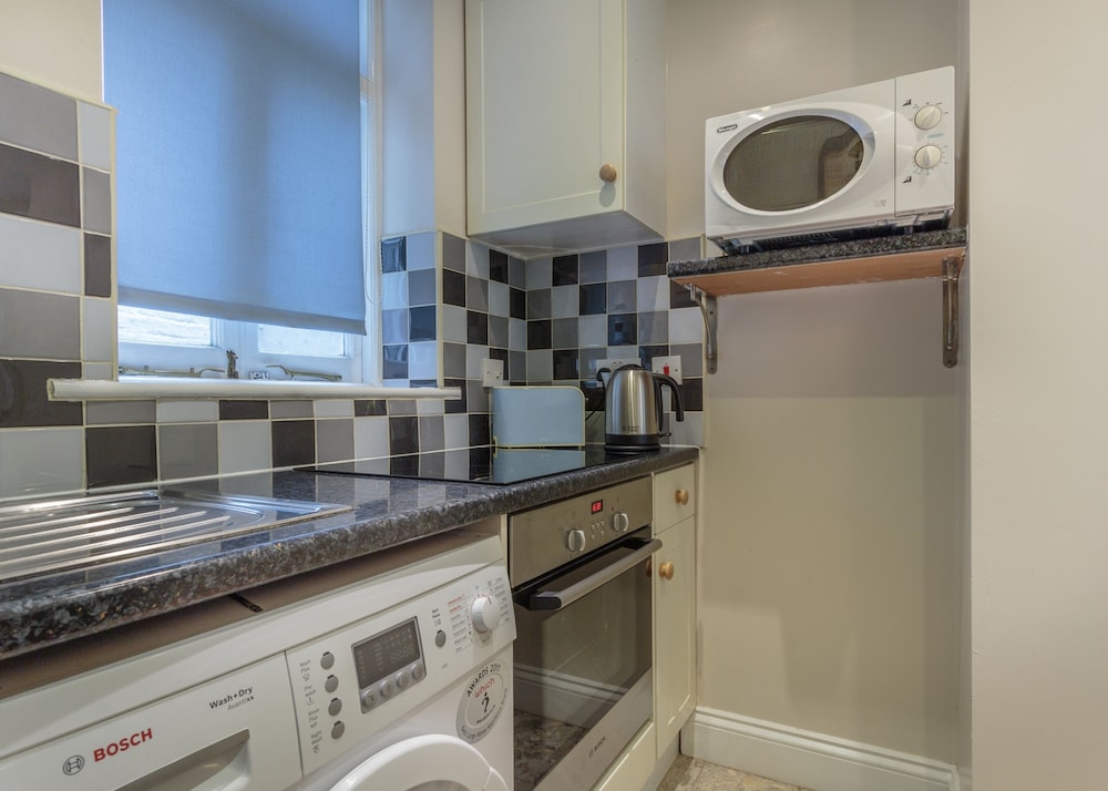 Apartamento, baño privado (Standard Studio) del hotel Castletown House. Foto 4