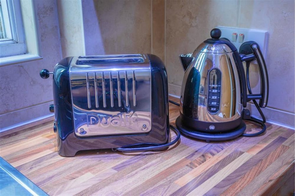 Apartamento, baño privado (Family Studio) del hotel Castletown House. Foto 4