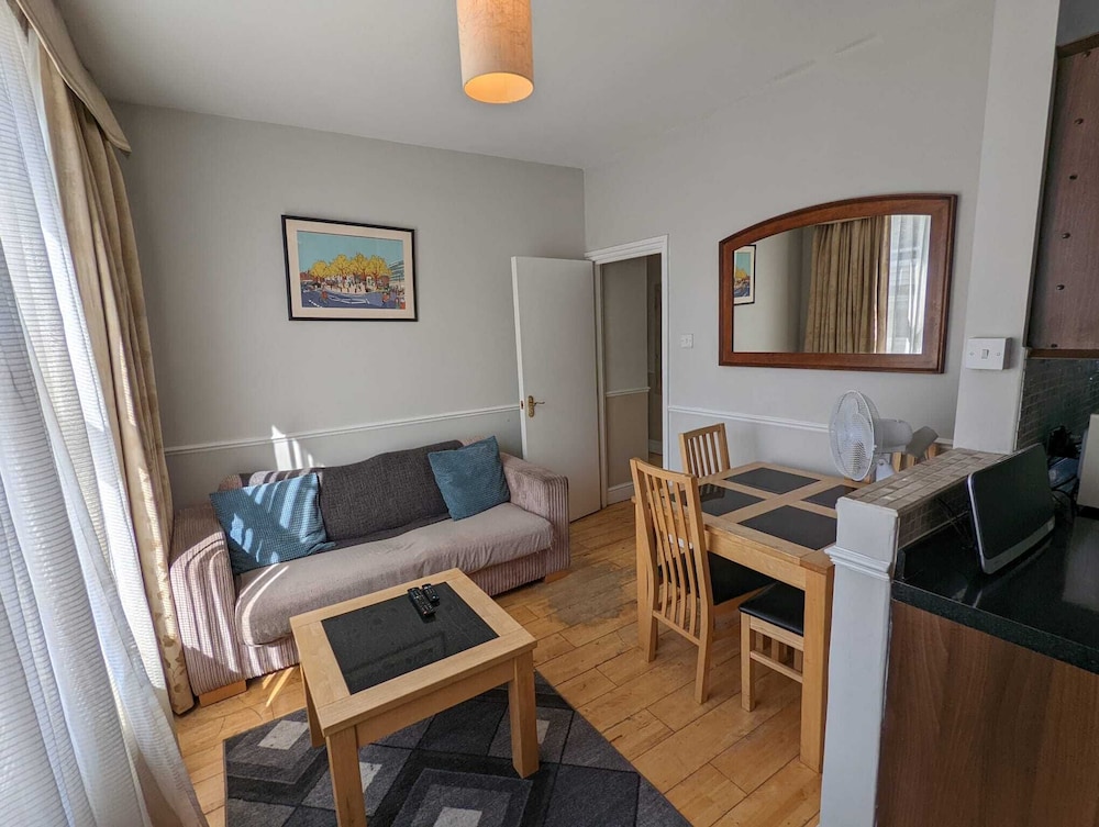 Apartamento, baño privado (One Bedroom Castletown ) del hotel Castletown House. Foto 14