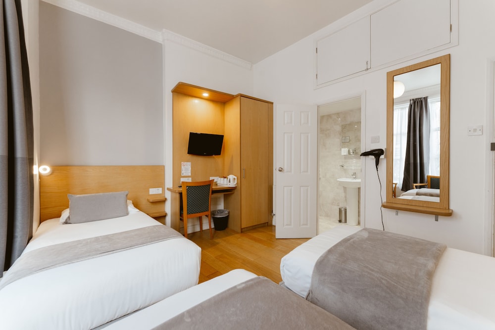Habitación triple del hotel Star ByB. Foto 4