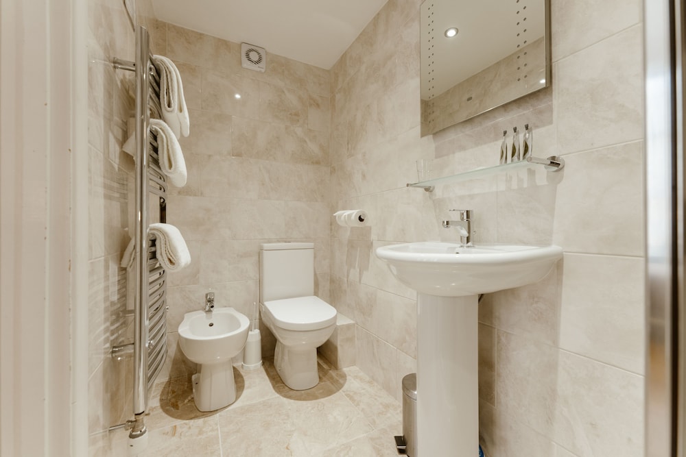 Habitación triple del hotel Star ByB. Foto 6