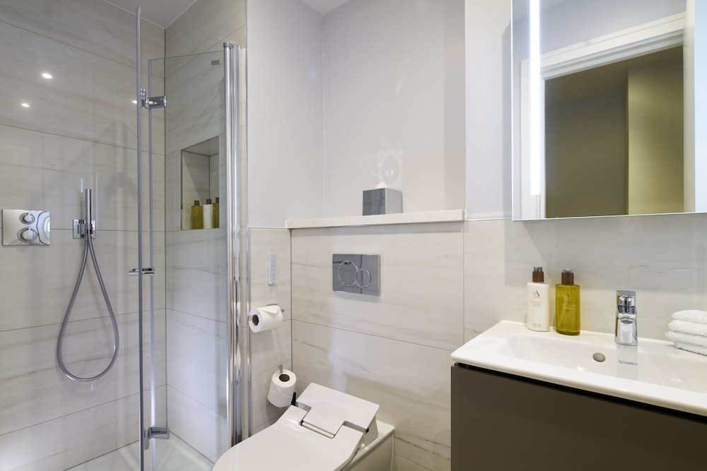Superior Two Bedroom Apartment del hotel Cheval Harrington Court. Foto 6