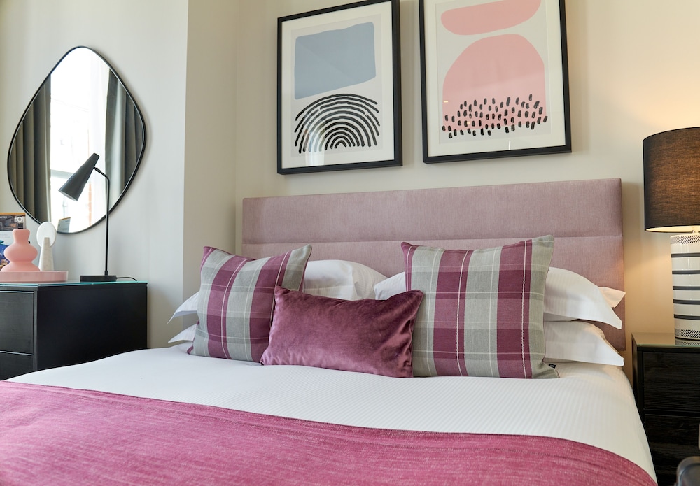 Open Plan Apartment with Sofa Bed del hotel Cheval Harrington Court. Foto 1