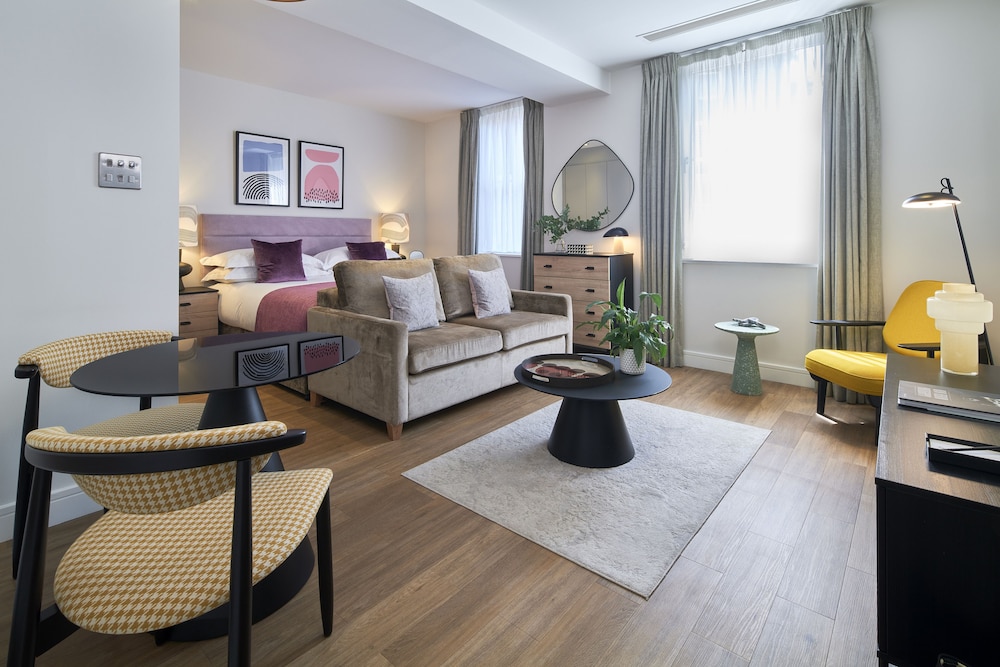 Luxury Open Plan Apartment del hotel Cheval Harrington Court