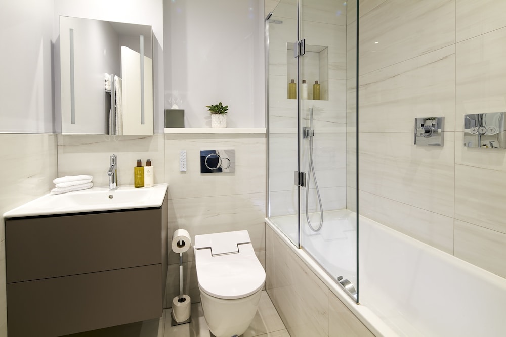 Luxury Two Bedroom Apartment with the Sofa Bed del hotel Cheval Harrington Court. Foto 8