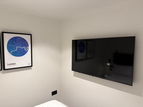 Habitación individual sin ventanas del hotel Lidos. Foto 3