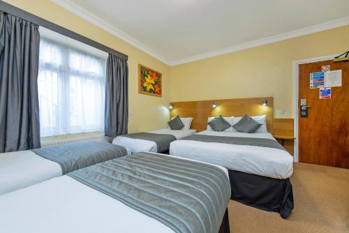 Habitación cuádruple del hotel Lidos. Foto 2