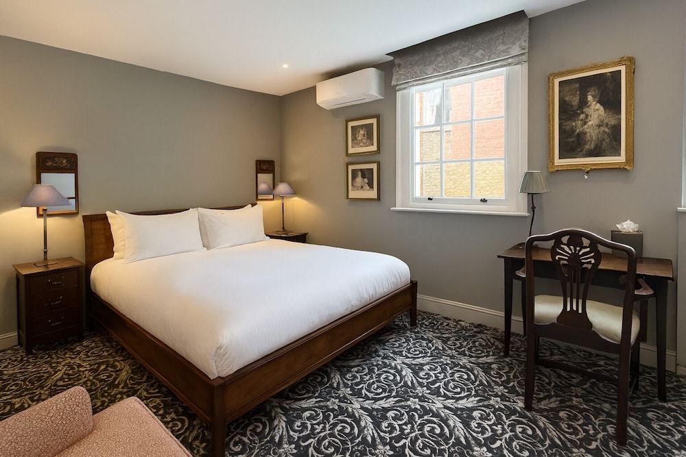 Habitación Deluxe doble del hotel No. 30 Knightsbridge. Foto 6