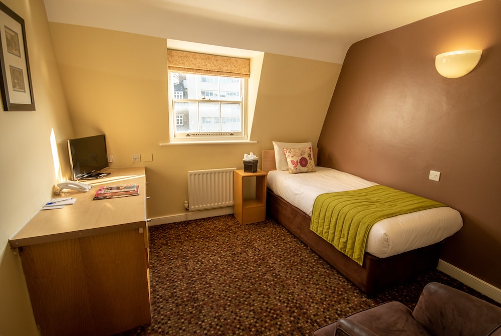 Habitación familiar del hotel The Darlington Hyde Park. Foto 1