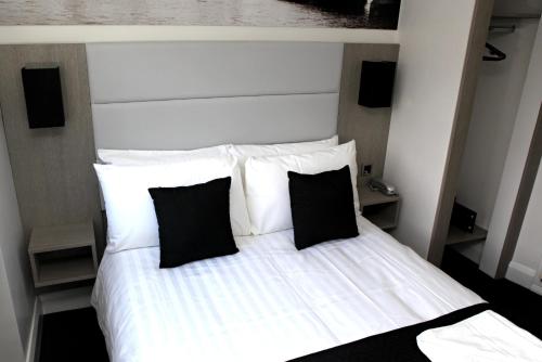 Habitación Doble del hotel The Omega. Foto 7