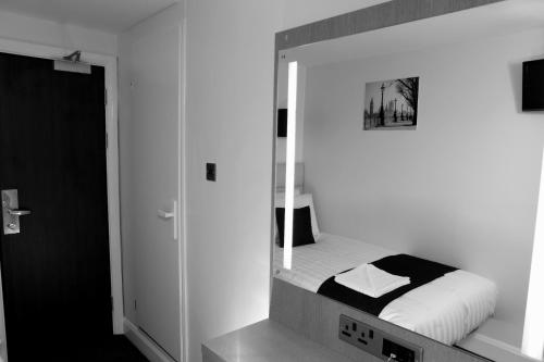 Habitación Individual del hotel The Omega. Foto 12