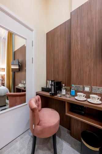 Habitación Triple del hotel Castleton. Foto 6