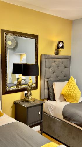 Habitación Cuádruple Estándar del hotel Piccolino Hyde Park. Foto 4