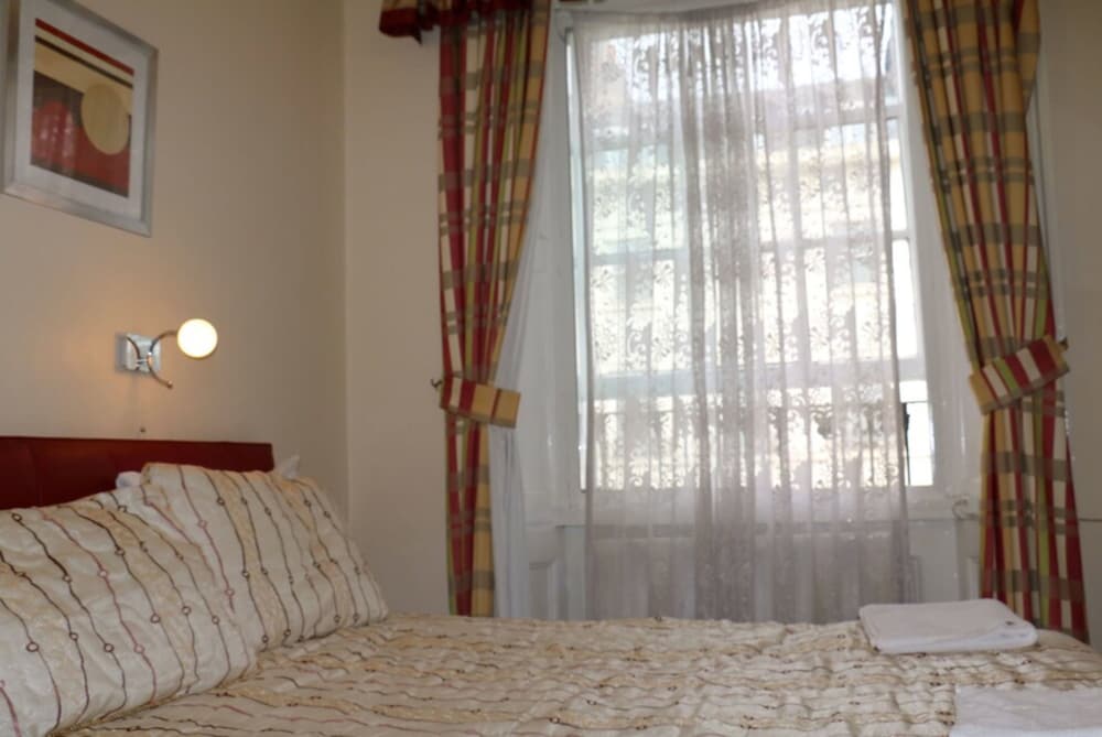 Habitación estándar doble del hotel Barry House. Foto 11