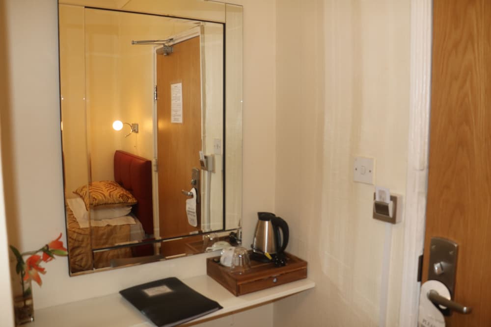 Habitación individual estándar del hotel Barry House. Foto 5