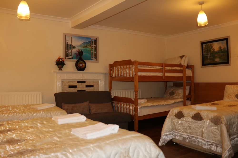 Habitación familiar (For 7 people) del hotel Barry House. Foto 2