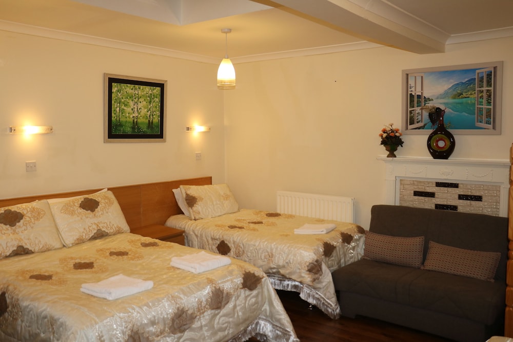 Habitación familiar (For 7 people) del hotel Barry House. Foto 7