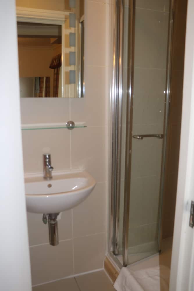 Habitación familiar (For 7 people) del hotel Barry House. Foto 16