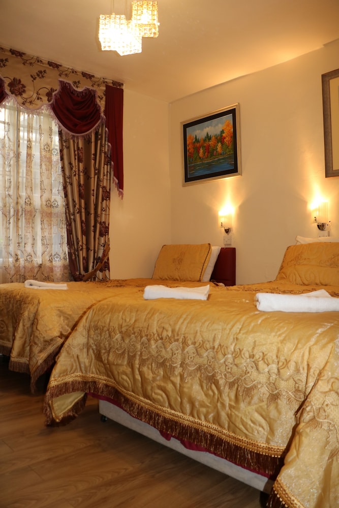 Habitación familiar (For 5 People) del hotel Barry House. Foto 1