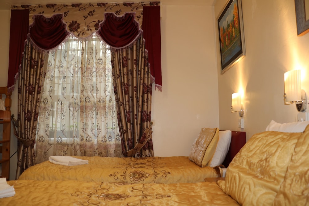 Habitación familiar (For 5 People) del hotel Barry House. Foto 3