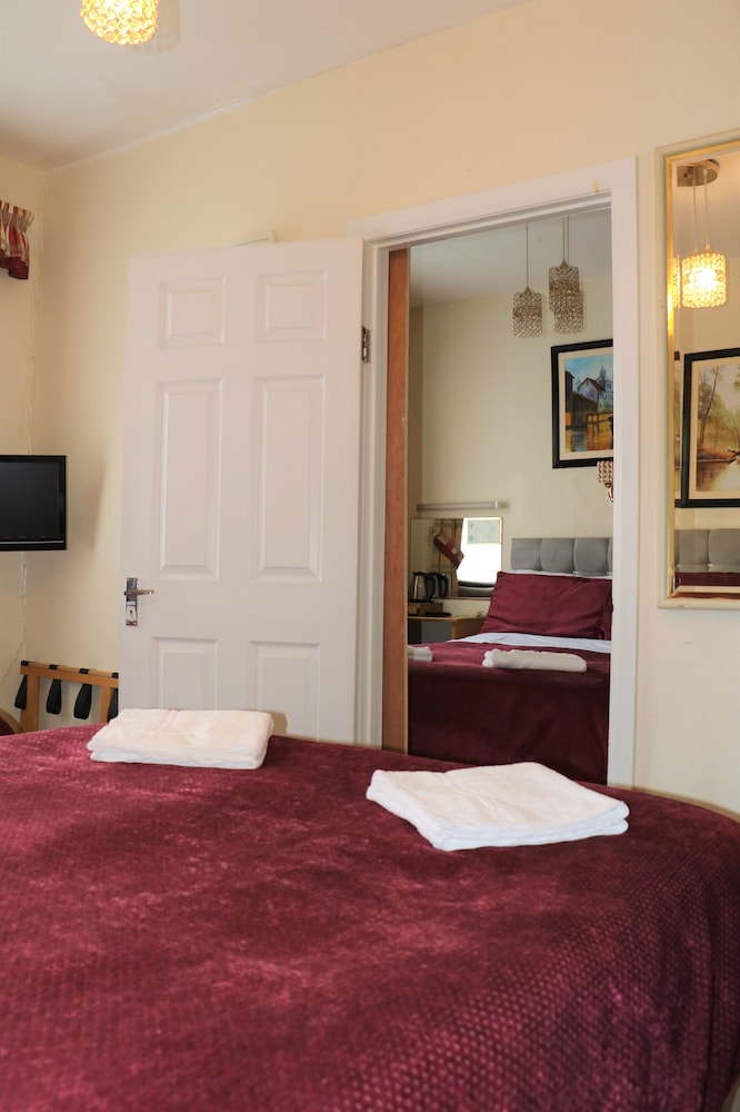 Habitación familiar (For 5 People) del hotel Barry House. Foto 23