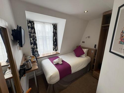 Habitación Doble Estándar - 2 camas del hotel Elysee Hydepark. Foto 2