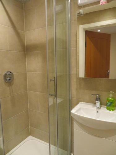 Habitación Doble del hotel Glendale Hyde Park. Foto 33