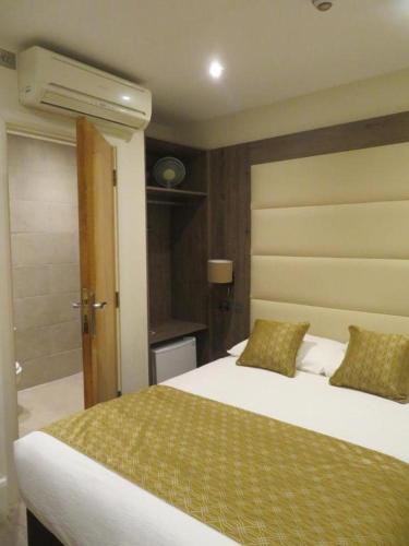 Habitación Doble sin ventanas del hotel Glendale Hyde Park