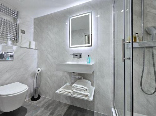 Estudio Doble en semisótano - Sin ventanas del hotel NOX HOTELS - Hyde Park. Foto 3