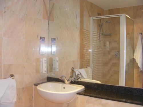 Habitación cuádruple del hotel Mermaid Suite. Foto 1