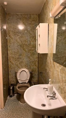 Habitación Doble con baño privado - 2 camas del hotel Gresham Bloomsbury