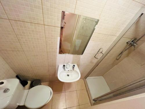 Habitación Doble con baño privado - 2 camas del hotel Gresham Bloomsbury. Foto 3