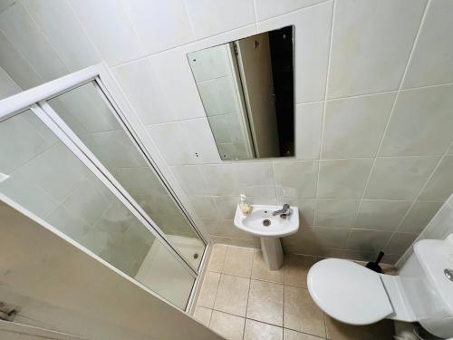 Habitación Individual con baño privado del hotel Gresham Bloomsbury. Foto 3