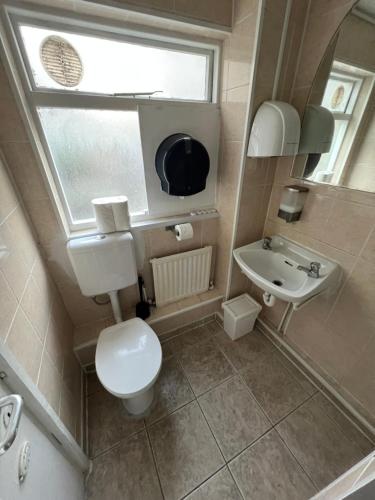 Habitación Doble con baño compartido - 2 camas del hotel Goodwood. Foto 5