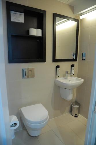 Habitación Individual del hotel Bloomsbury Palace. Foto 4