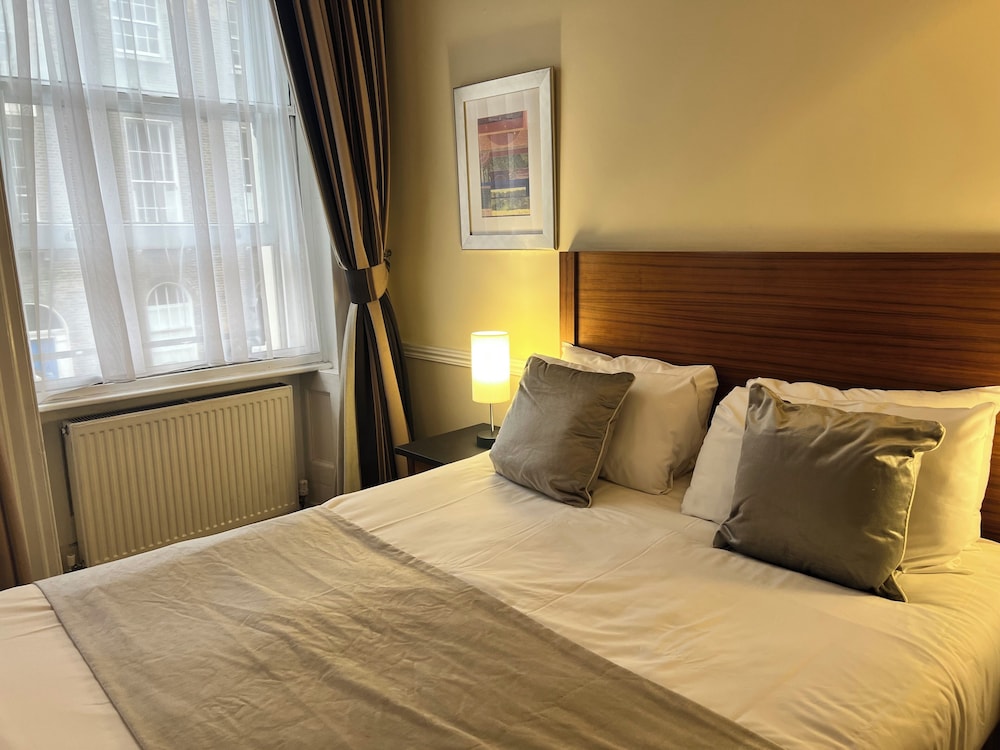 Habitación estándar doble del hotel Cavendish. Foto 7