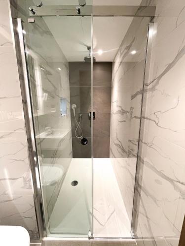 Habitación Doble Deluxe del hotel Merit Kensington. Foto 15