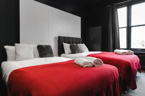 Habitación cuádruple del hotel Oyo Amsterdam. Foto 4