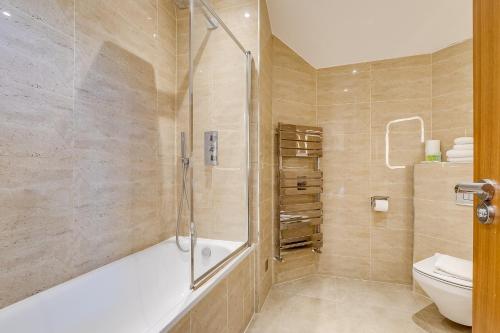 Habitación Doble Deluxe - 2 camas del hotel London Star. Foto 5