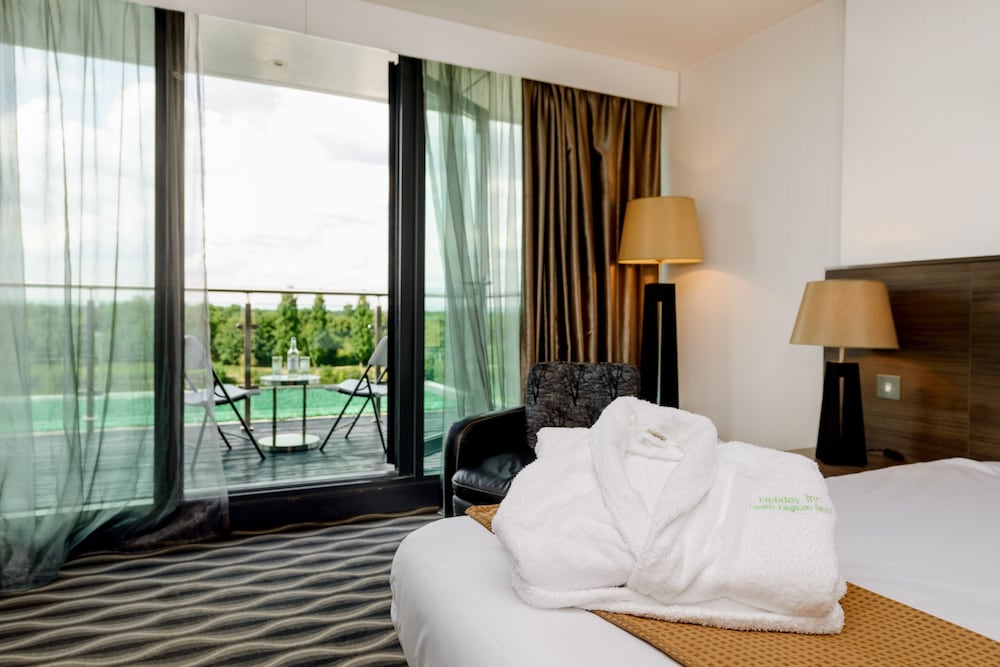 Habitación Premium, 2 camas individuales, vistas al río del hotel Crowne Plaza London - Kingston, An Ihg. Foto 1