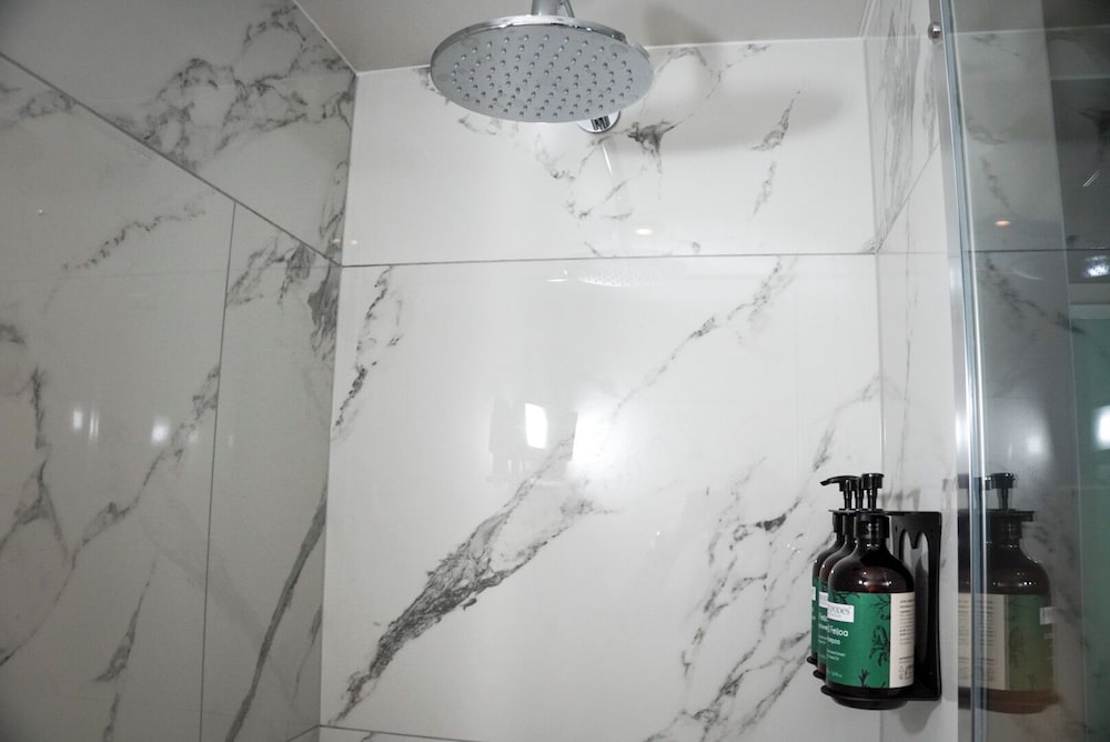 Habitación Premium, 1 cama de matrimonio grande, vistas al río del hotel Crowne Plaza London - Kingston, An Ihg. Foto 15