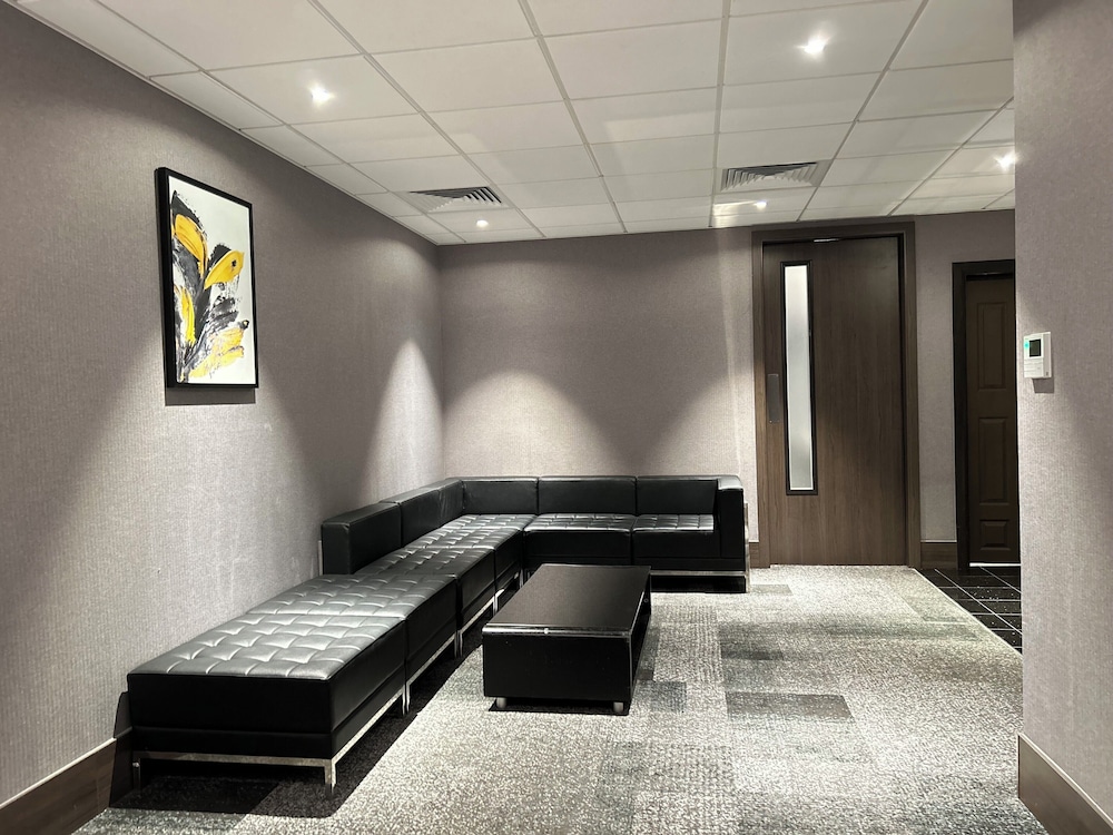 Suite, 2 habitaciones del hotel Crowne Plaza London - Kingston, An Ihg. Foto 11