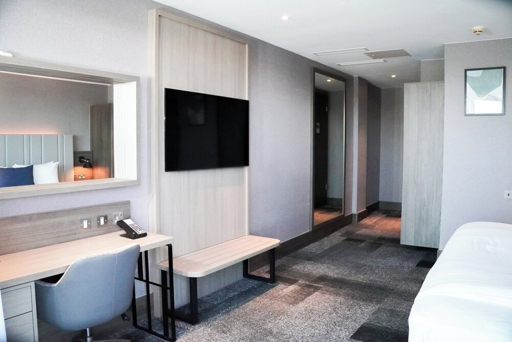 Habitación Premium del hotel Crowne Plaza London - Kingston, An Ihg. Foto 16