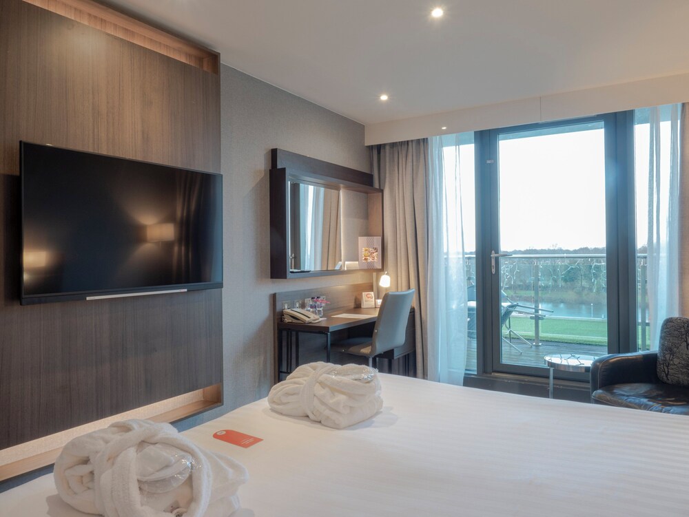 Habitación Premium, 1 cama doble, vistas al río del hotel Crowne Plaza London - Kingston, An Ihg. Foto 15