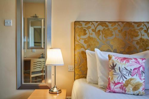 Habitación Doble Snug del hotel Antoinette Wimbledon. Foto 1