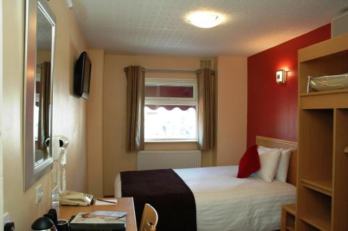 Habitación Individual del hotel Antoinette Wimbledon. Foto 2