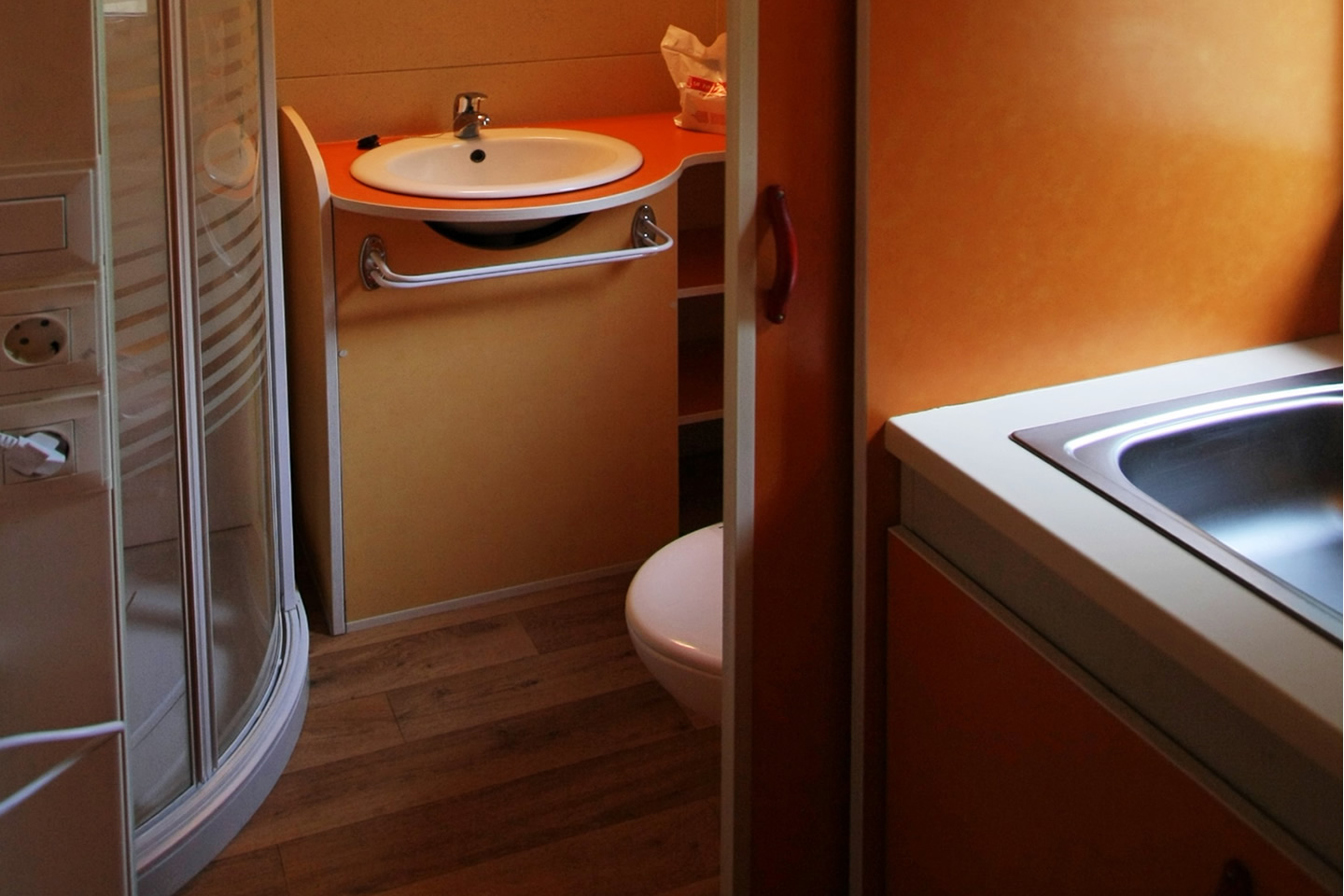 Chalet Lux 2 Habitaciones del hotel La Torre Del Sol. Foto 1