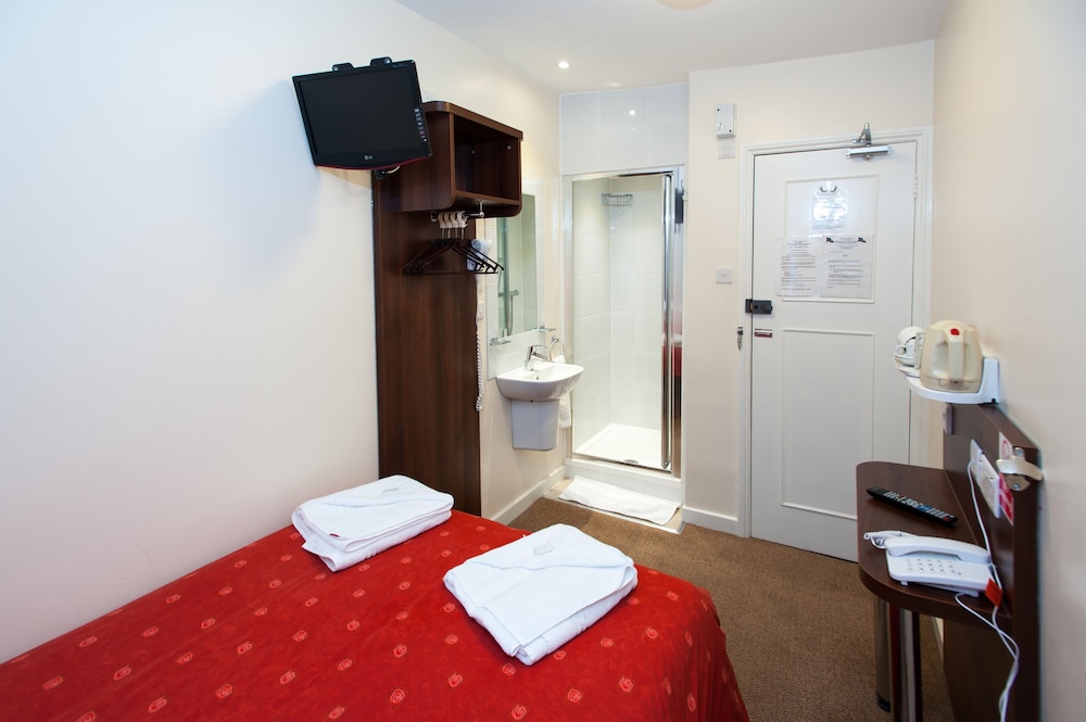 Habitación doble, baño compartido (Private Shower) del hotel Marble Arch Inn. Foto 1