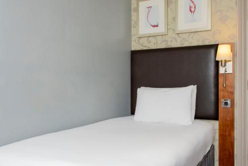 Habitación Individual Estándar del hotel London Croydon Aerodrome Hotel, BW Signature Collection. Foto 2